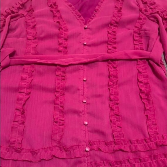 Elegant Red Long-Sleeve Dress - Picture 5 of 6